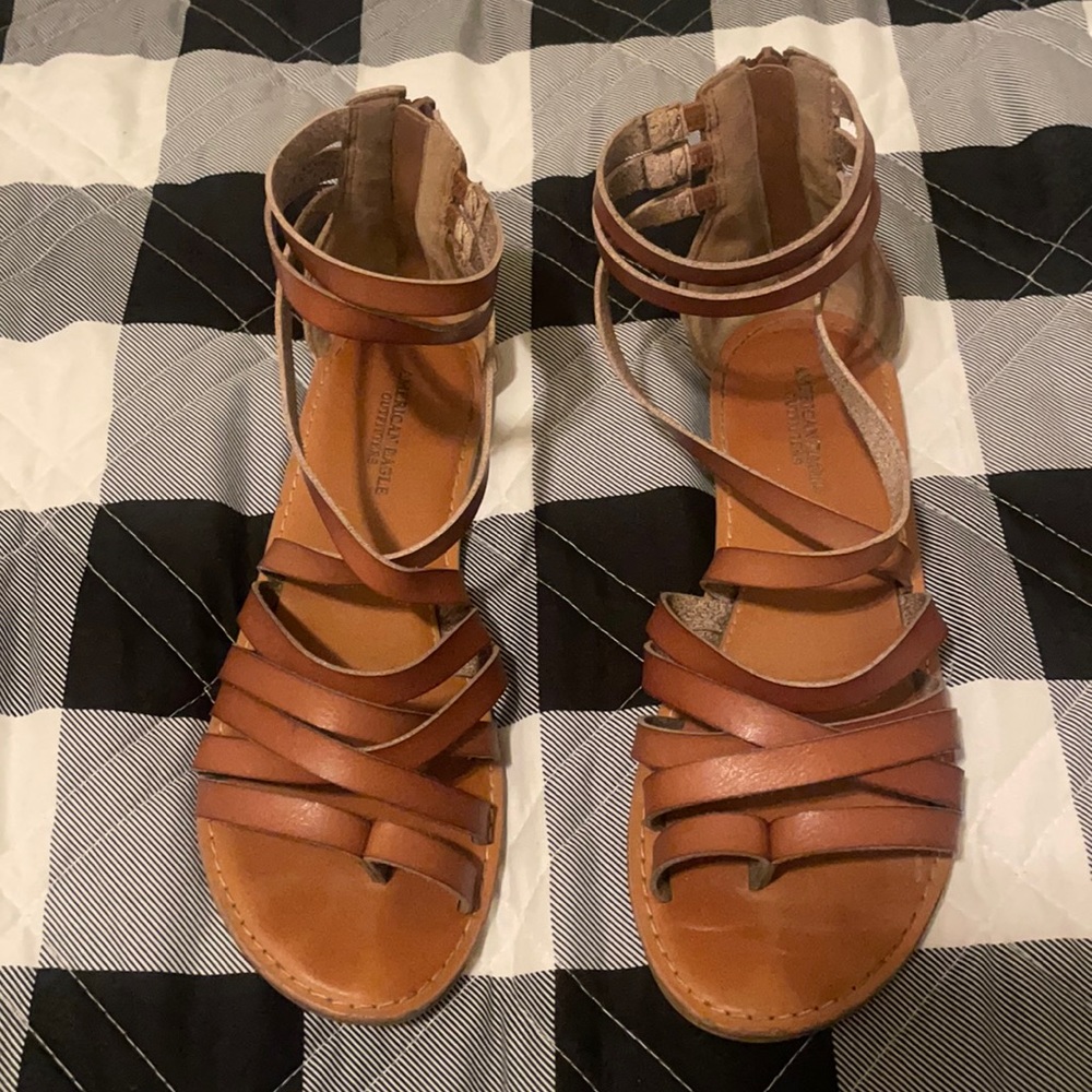 AMERICAN EAGLE SANDALS